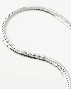 Camail Chain Necklace