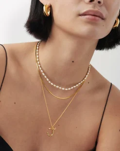 Curly Molten Initial Pendant Necklace - Initial J