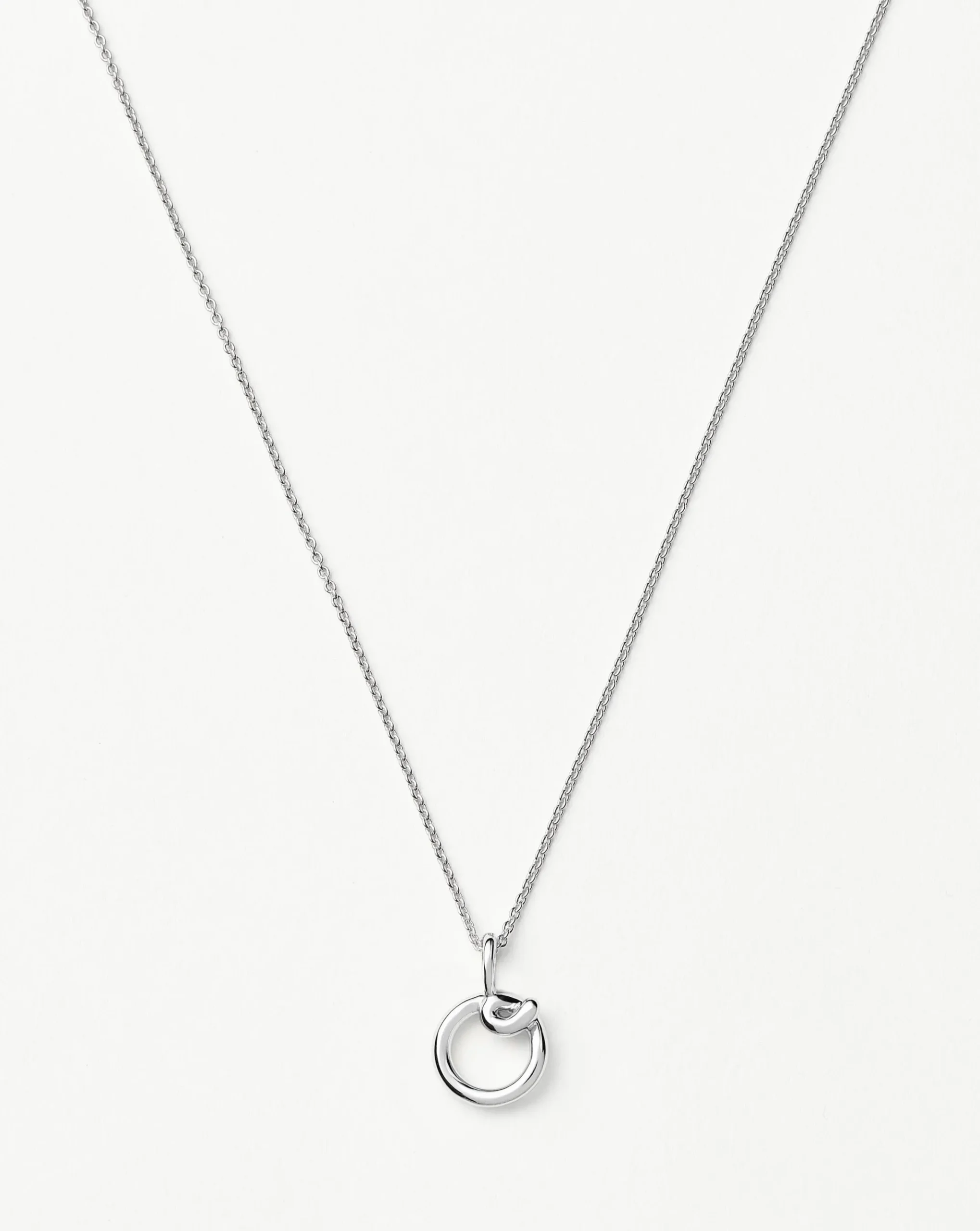 Curly Molten Mini Initial Necklace - O