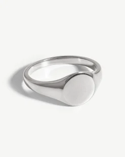 Engravable Round Signet Ring