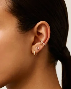 Fine Horseshoe Single Stud Earring