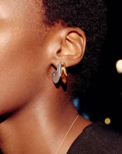 Hera Dome Double Ridge Medium Hoop Earrings