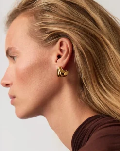Hera Dome Triple Ridge Hoop Earrings