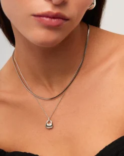 Hera Ridge Mini Pendant Necklace