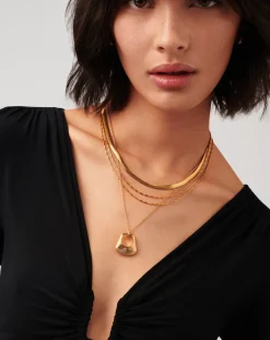 Hera Ridge Pendant Necklace