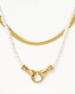 Iconic In Good Hands Necklace Set
