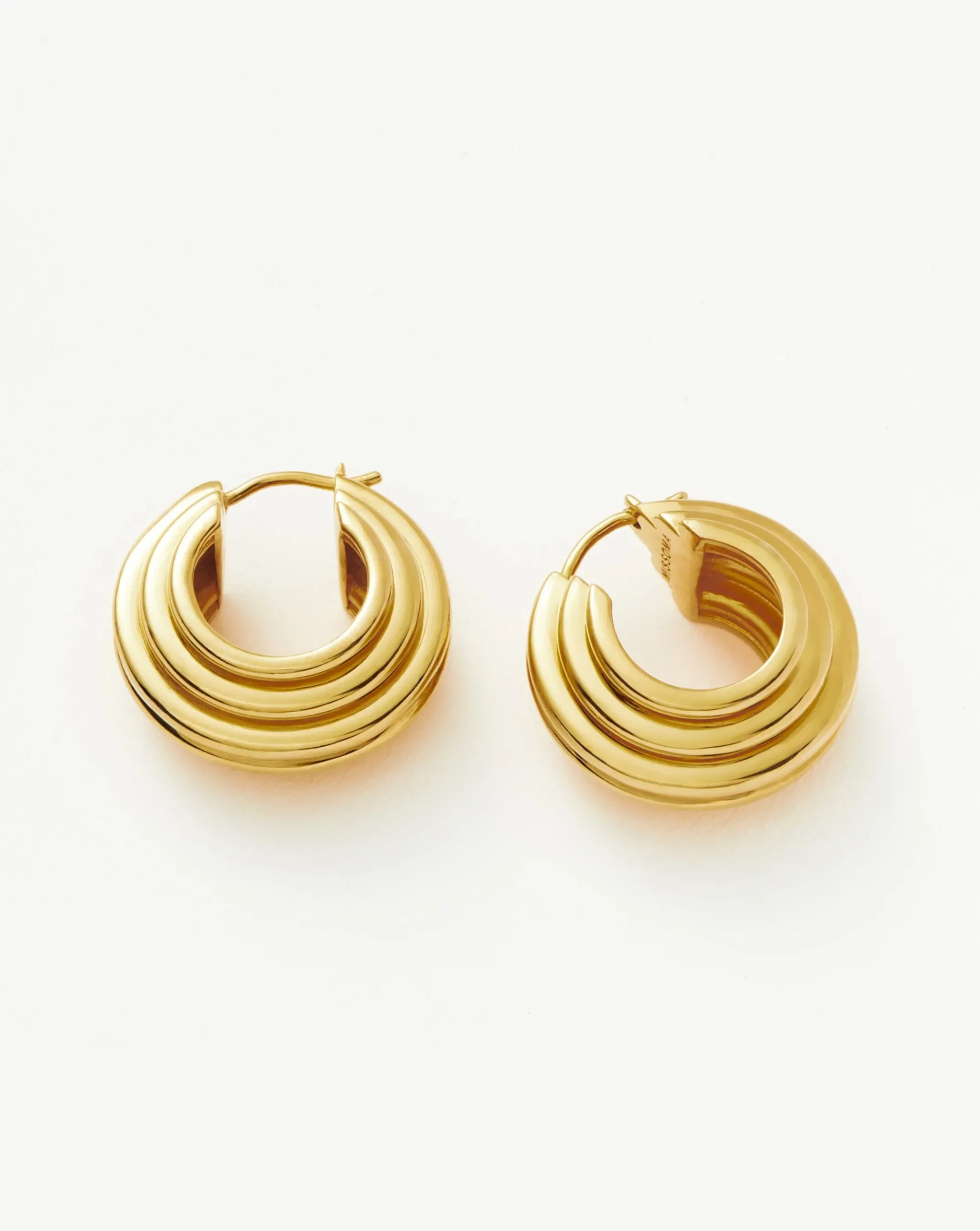 Lucy Williams Medium Chunky Ridge Hoop Earrings