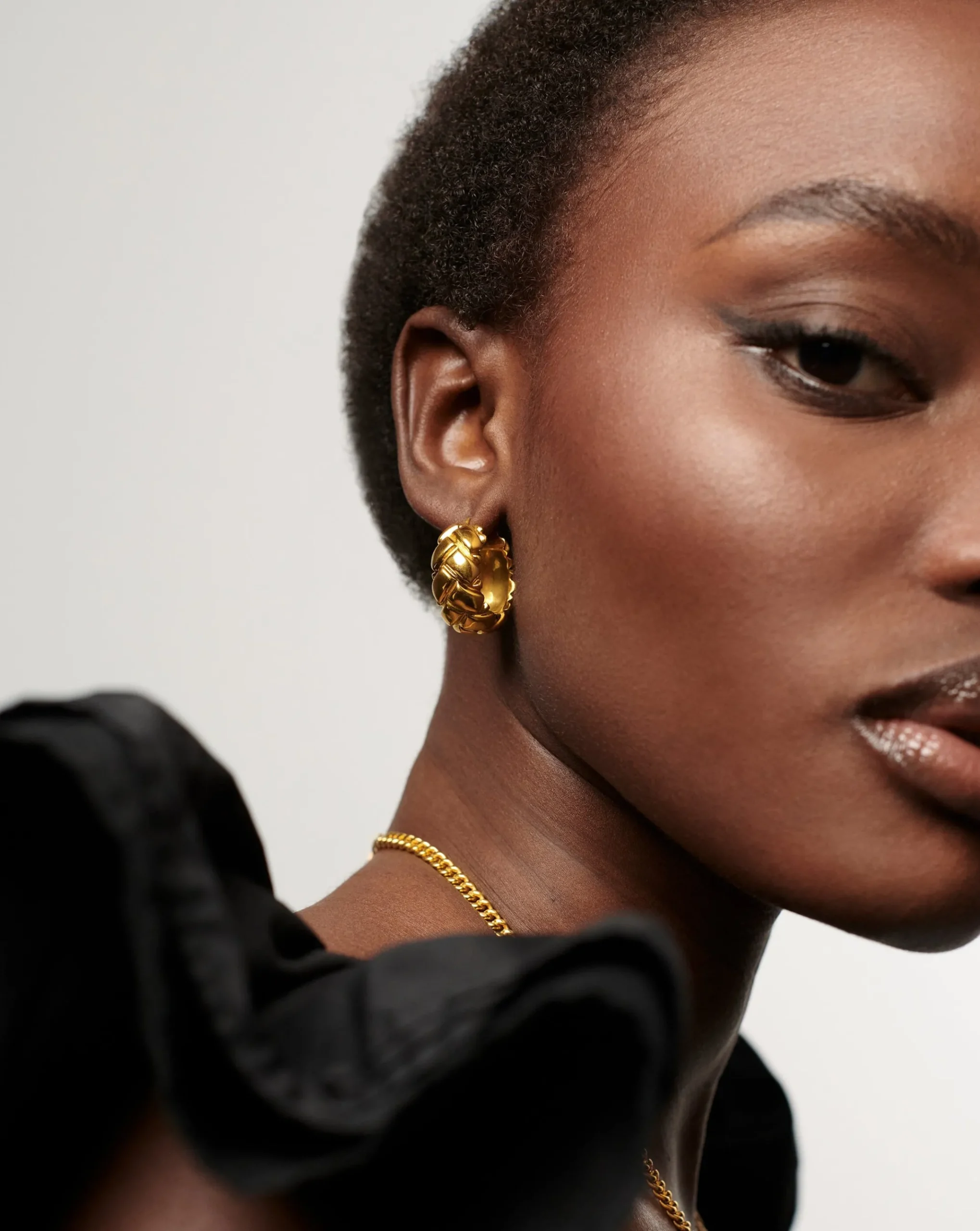 Lucy Williams Waffle Mini Hoop Earrings