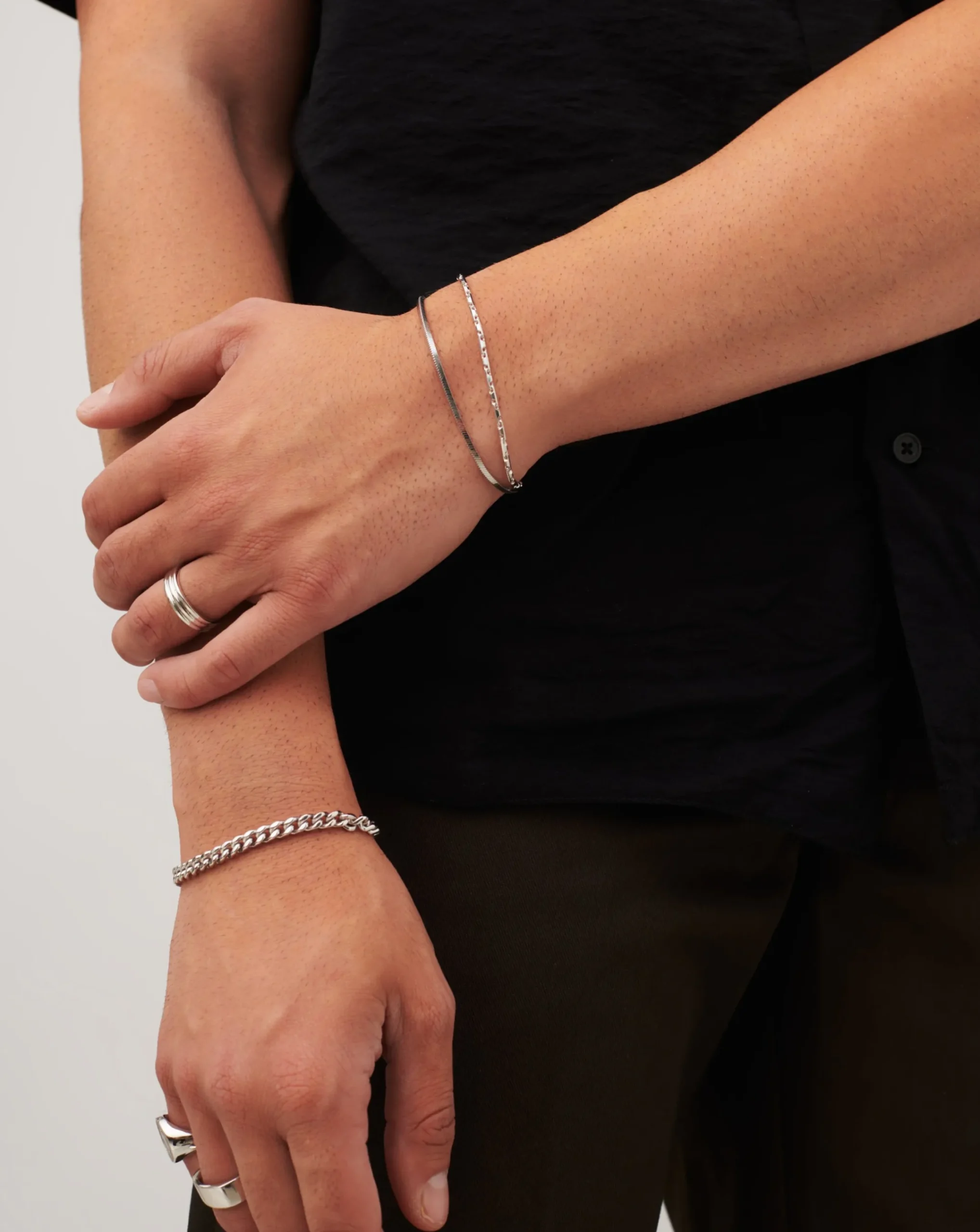 Mens Interlocking Link Chain Bracelet