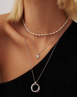 Mini Star Ridge Pendant Necklace
