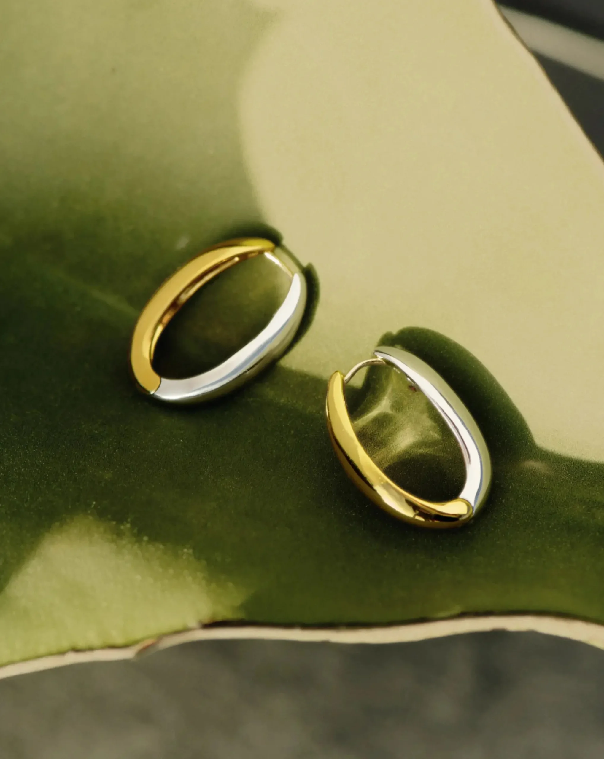 Savi Signature Small Hoop Earrings
