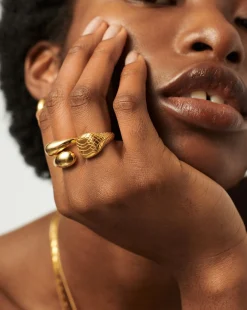 Serpent Textured Signet Ring