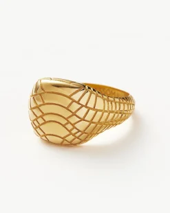 Serpent Textured Signet Ring
