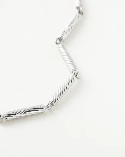 Wavy Ridge Chain Bracelet