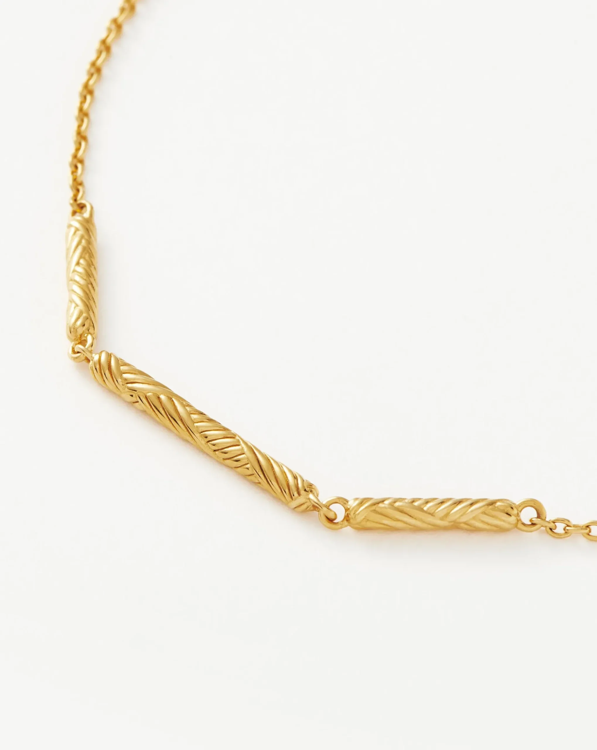 Wavy Ridge Extra Long Chain Necklace
