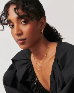 Wavy Ridge Lariat Chain Necklace