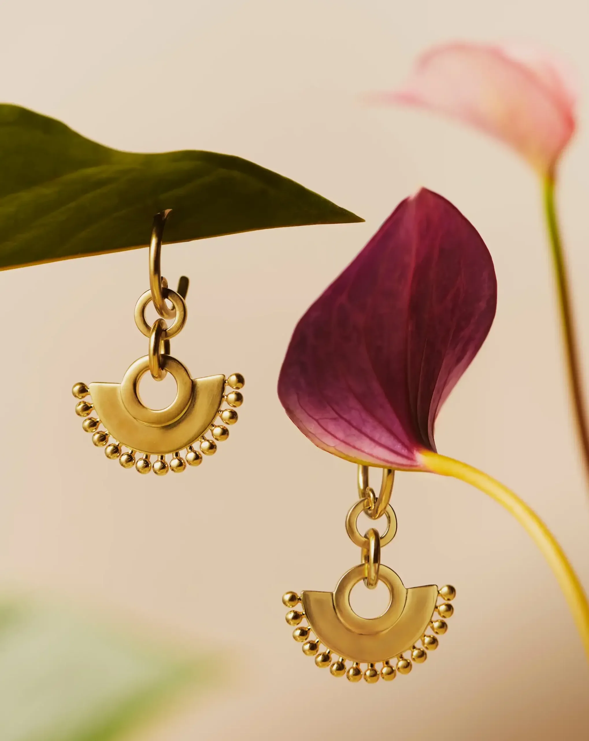 Zenyu Fan Chandelier Hoop Earrings