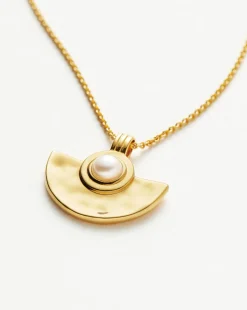 Zenyu Gemstone Fan Pendant Necklace